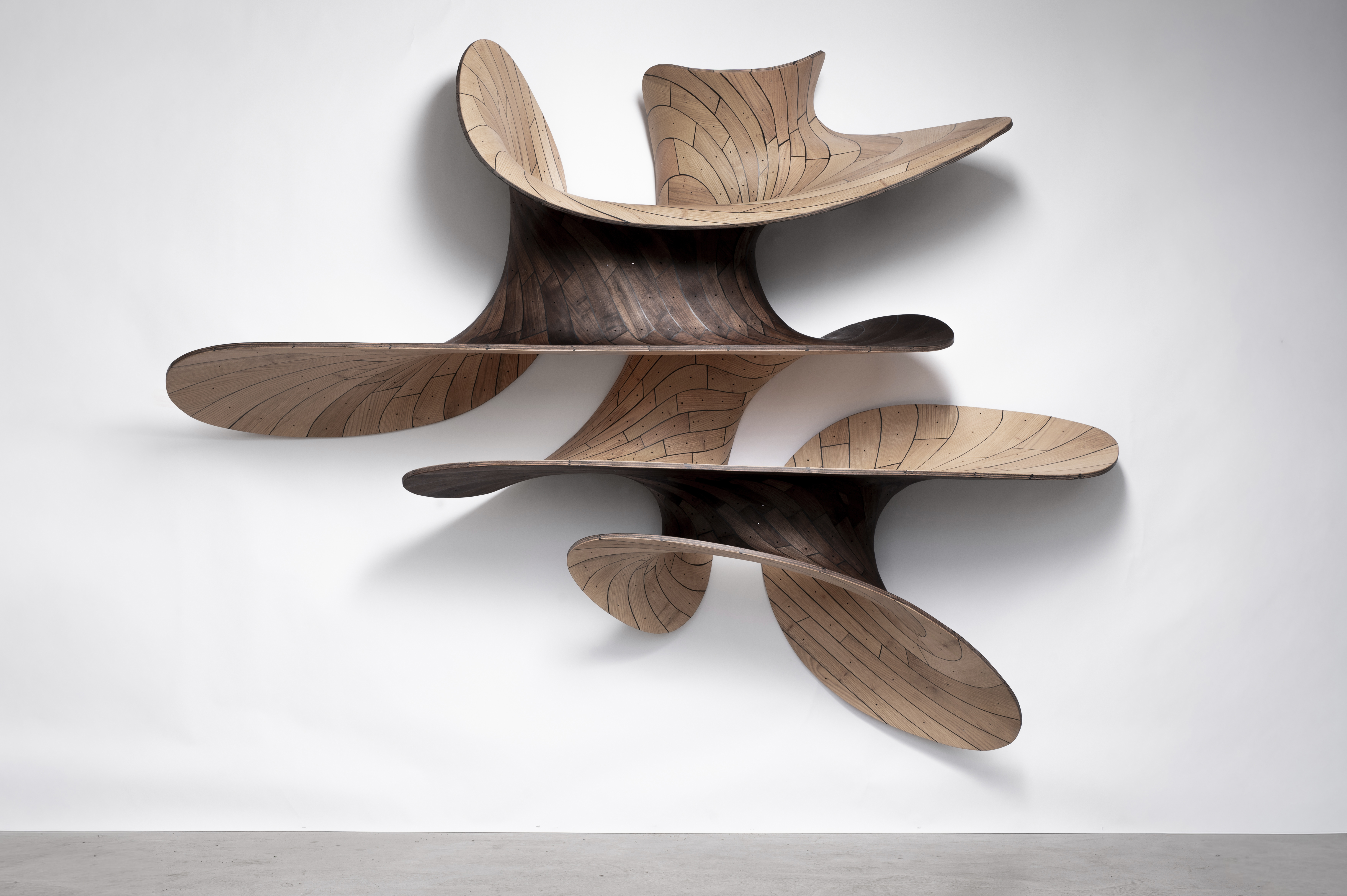 Joris Laarman shelf made of bent plywood